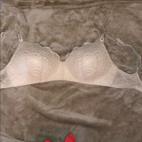 Victoria's Secret Other - Victoria’s secret Bra